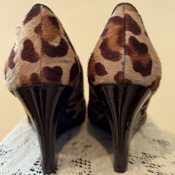 BEAUTIFUL MICHAEL KORS WEDGE HEELS - Picture 4 of 11